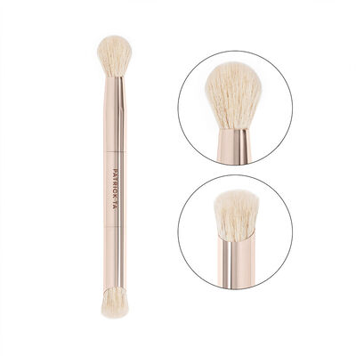 DUAL ENDED CONCEALER BRUSH (BROCHA CON DOBLE PUNTA)